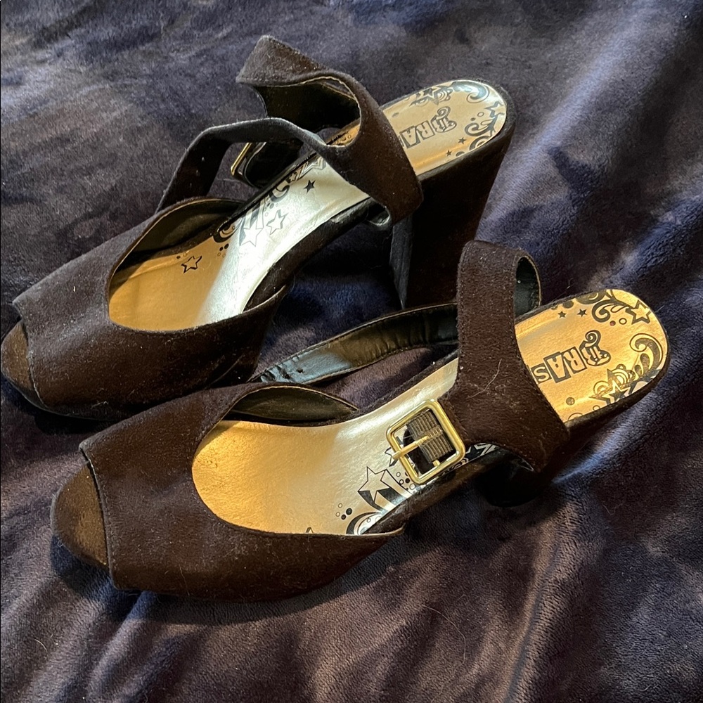 Brash Black Peep-Toe Heels